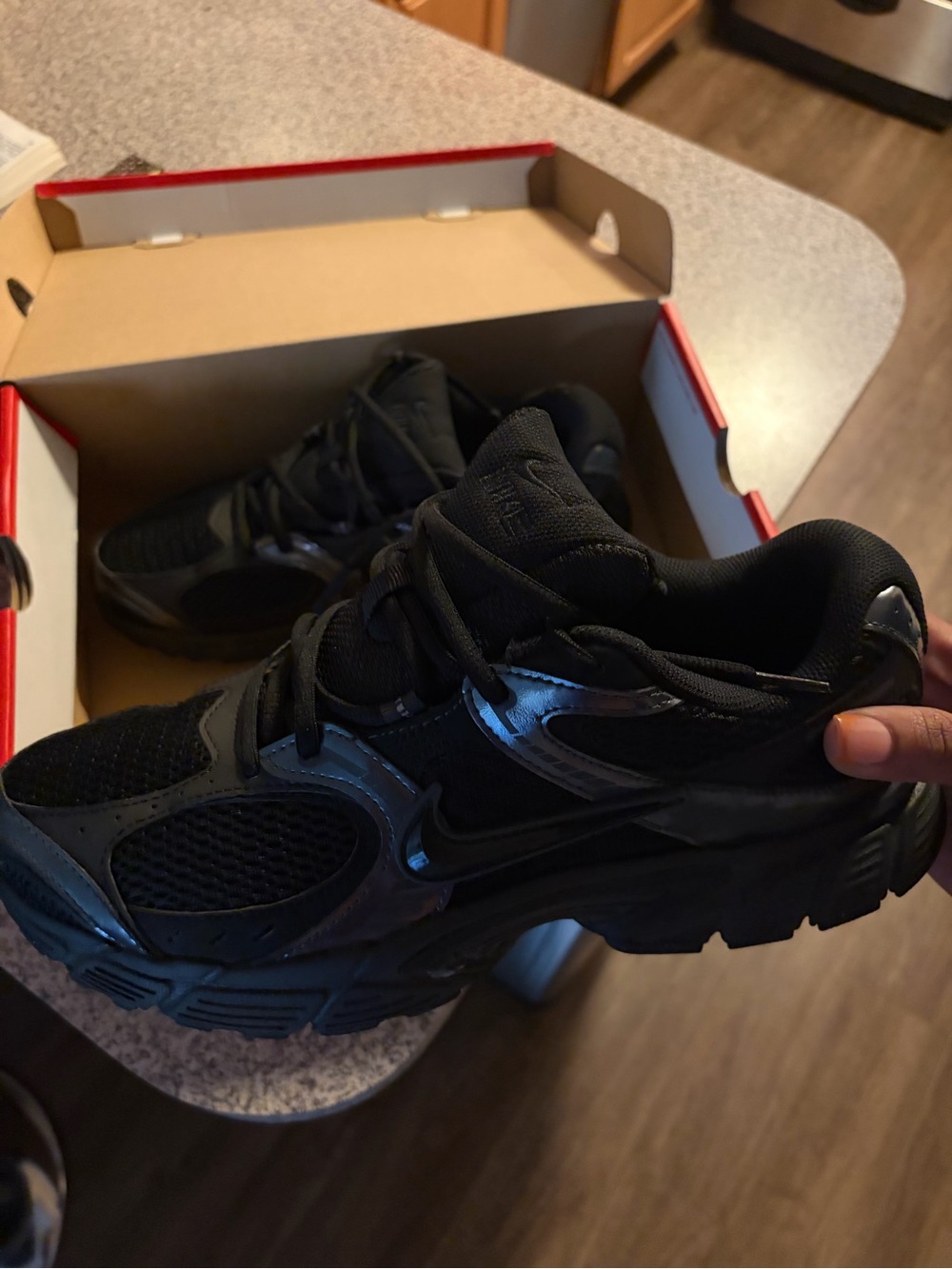 Nike Men's All-Black Athletic Sneakers